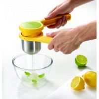Odšťavovač Joseph Joseph Helix ™ Citrus Juicer