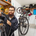 Sada 4 ks nástenných držiakov na bicykel RD9925 červená Sada 4 ks nástenných držiakov na bicykel RD9925 červená
