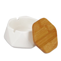 Popolník s vekom RD48684, biela Popolník s vekom RD48684, biela
